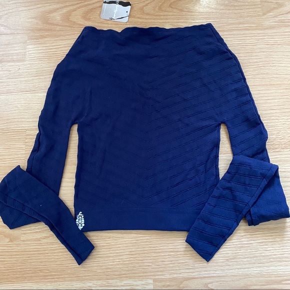 NWT Free People Gone Adrift Navy Long Sleeve Small - Picture 8 of 8